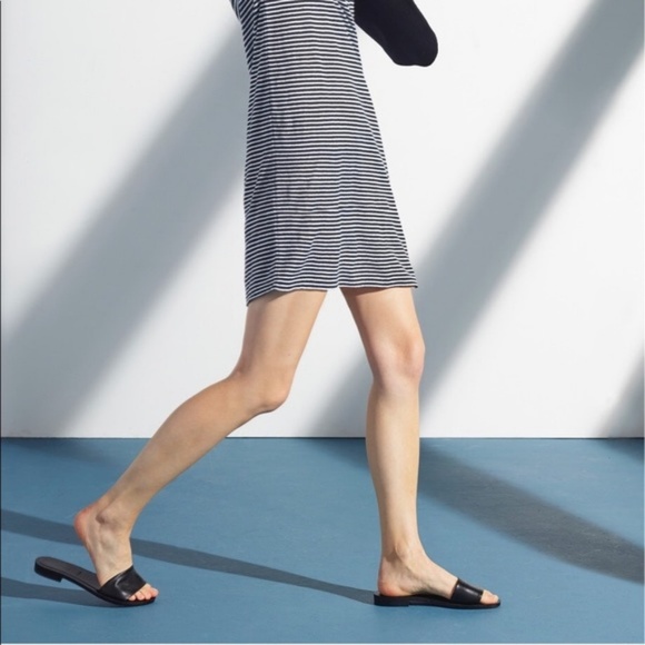 🚫SOLD🚫 Everlane black leather slide sandals - Picture 2 of 7